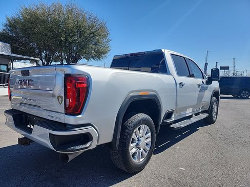 Used 2020 GMC Sierra 2500 Denali w/ Denali Ultimate Package image 3