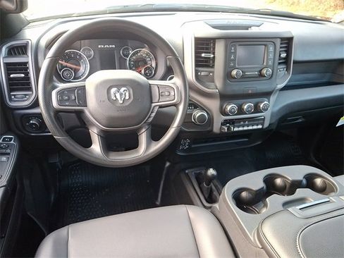 Used 2024 RAM 2500 Tradesman w/ Chrome Appearance Group image 10