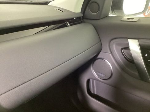 New 2025 Land Rover Discovery Sport S image 19