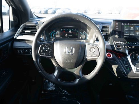 Certified 2023 Honda Odyssey Sport image 21
