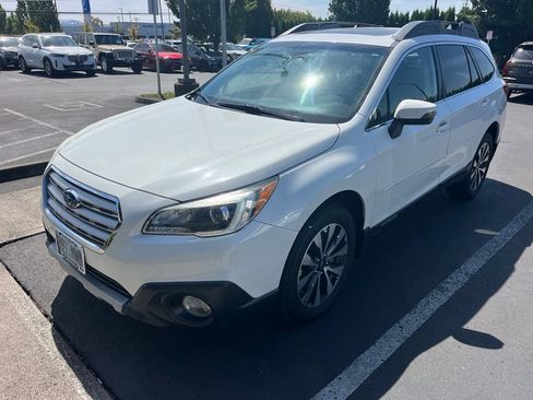 Used 2016 Subaru Outback 3.6R Limited AWD/4WD image 2