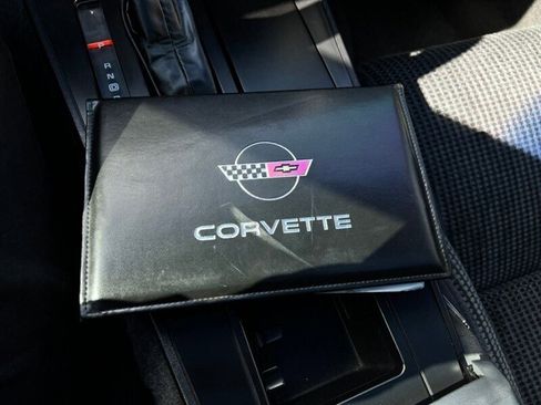 Used 1987 Chevrolet Corvette Coupe image 36