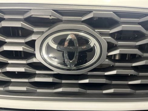 Used 2021 Toyota Tacoma TRD Off-Road image 35