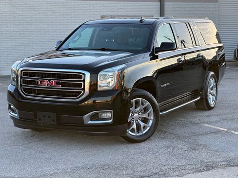 Used 2018 GMC Yukon XL SLT w/ Open Road Package image 2