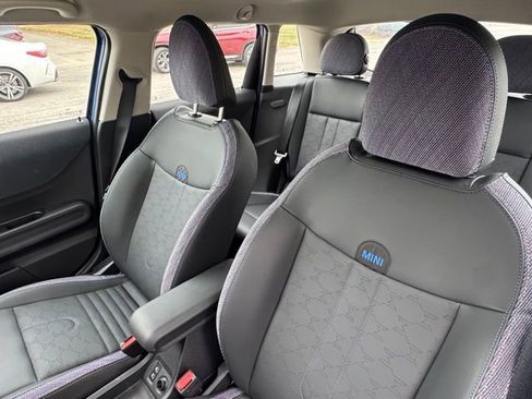 Certified 2025 MINI Cooper S image 7