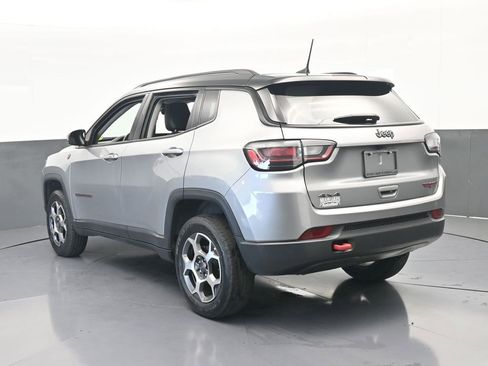 Used 2022 Jeep Compass Trailhawk w/ Trailhawk Elite Group image 4