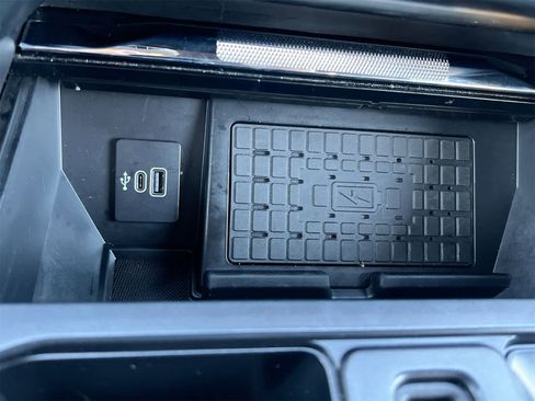 Used 2025 Ford F150 Lariat w/ Equipment Group 502A High image 30