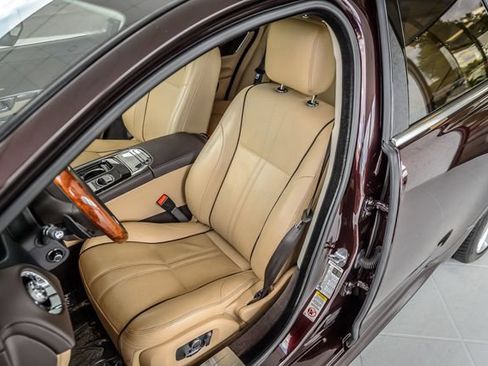 Used 2016 Jaguar XJ R-Sport RWD image 18