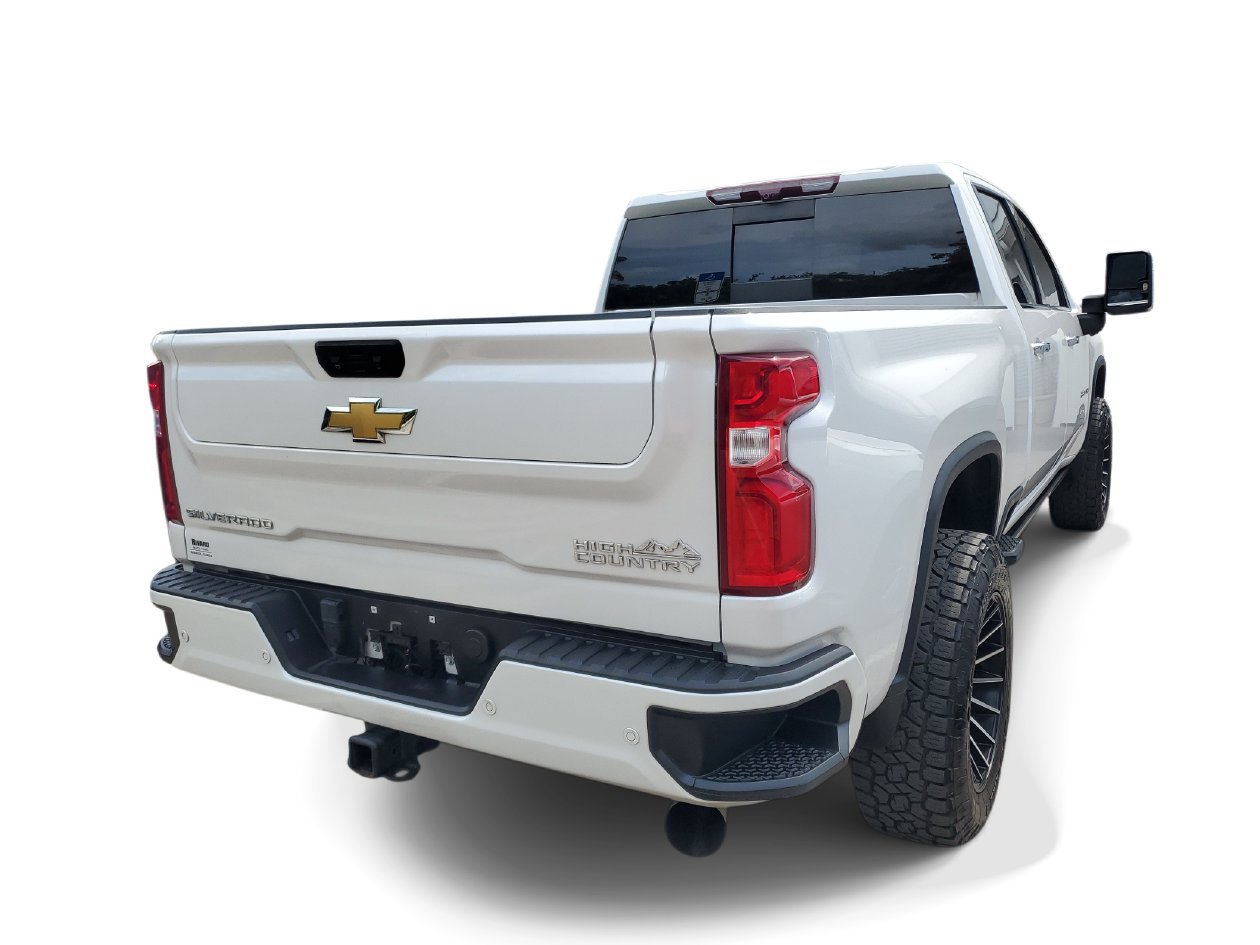 Used 2023 Chevrolet Silverado 2500 High Country w/ Z71 Off-Road Package AWD/4WD image 4