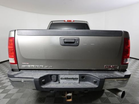 Used 2012 GMC Sierra 2500 SLE w/ SLE Preferred Package image 3