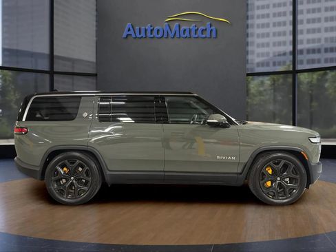 Used 2023 Rivian R1S Launch Edition Quad AWD/4WD image 12