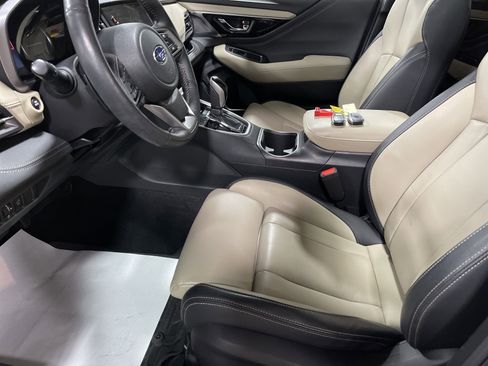 Used 2023 Subaru Outback Limited image 10
