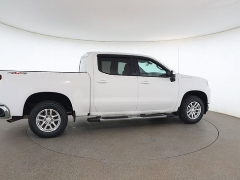 Used 2021 Chevrolet Silverado 1500 LT image 22