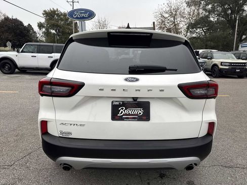 Used 2023 Ford Escape Active image 7