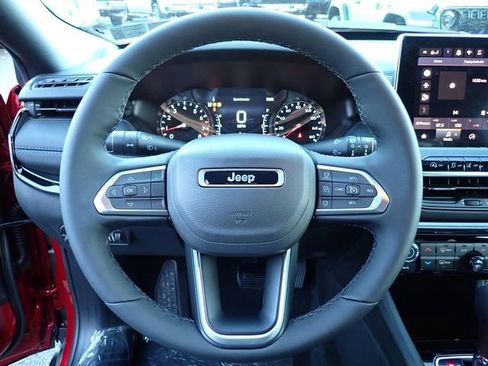 New 2026 Jeep Compass Limited image 18