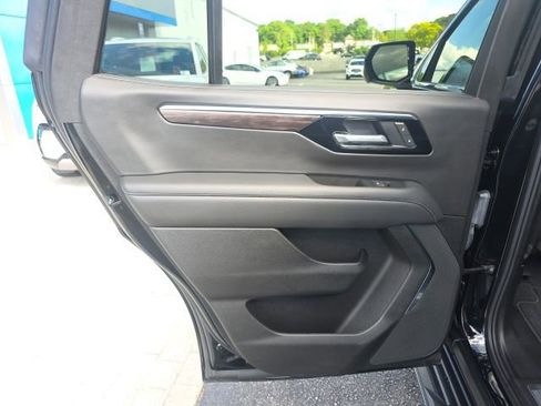 Used 2025 Chevrolet Tahoe LT w/ LPO, Dark Essentials Package AWD/4WD image 26