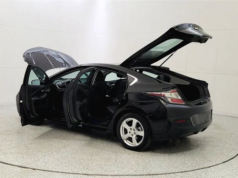 Used 2018 Chevrolet Volt LT w/ LT Driver Confidence Package image 11