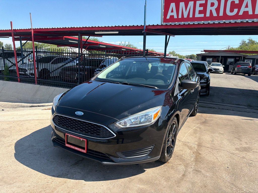 Used 2018 Ford Focus S FWD image 4