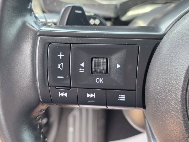 Used 2025 Nissan Pathfinder SV FWD image 48