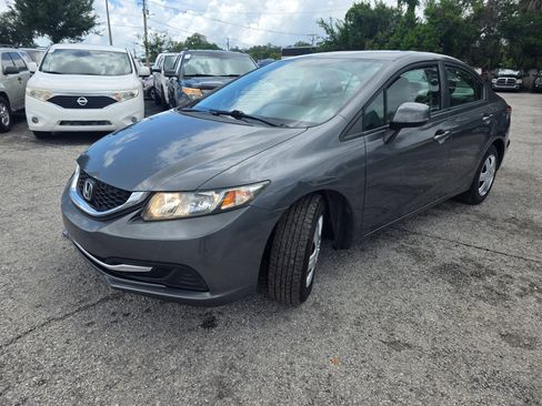 Used 2013 Honda Civic LX image 3