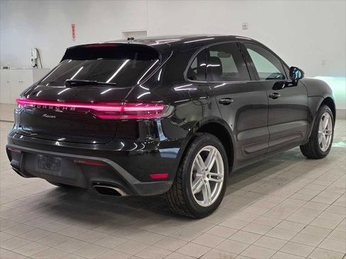 Used 2024 Porsche Macan AWD/4WD image 5