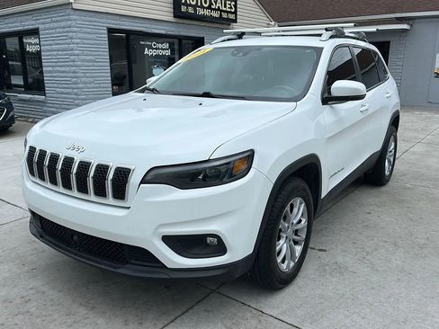 Used 2021 Jeep Cherokee Latitude Lux w/ Comfort/Convenience Group image 1