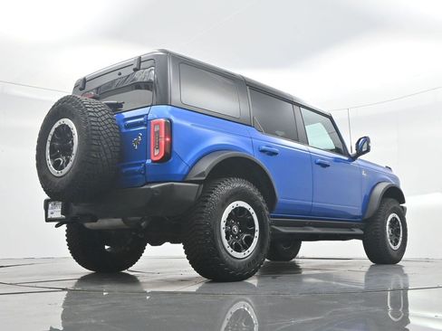 Used 2024 Ford Bronco Outer Banks w/ Sasquatch Package AWD/4WD image 38