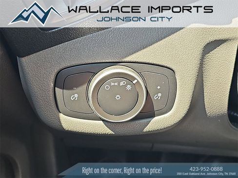 Used 2020 Ford Transit Connect XL image 18