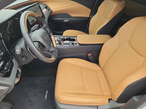 Used 2026 Lexus RX 350 Premium w/ Accessory Package (Z1) FWD image 19