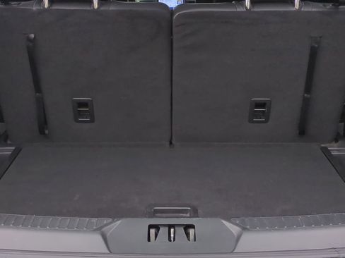 Certified 2022 Ford Explorer XLT w/ Equipment Group 202A image 39