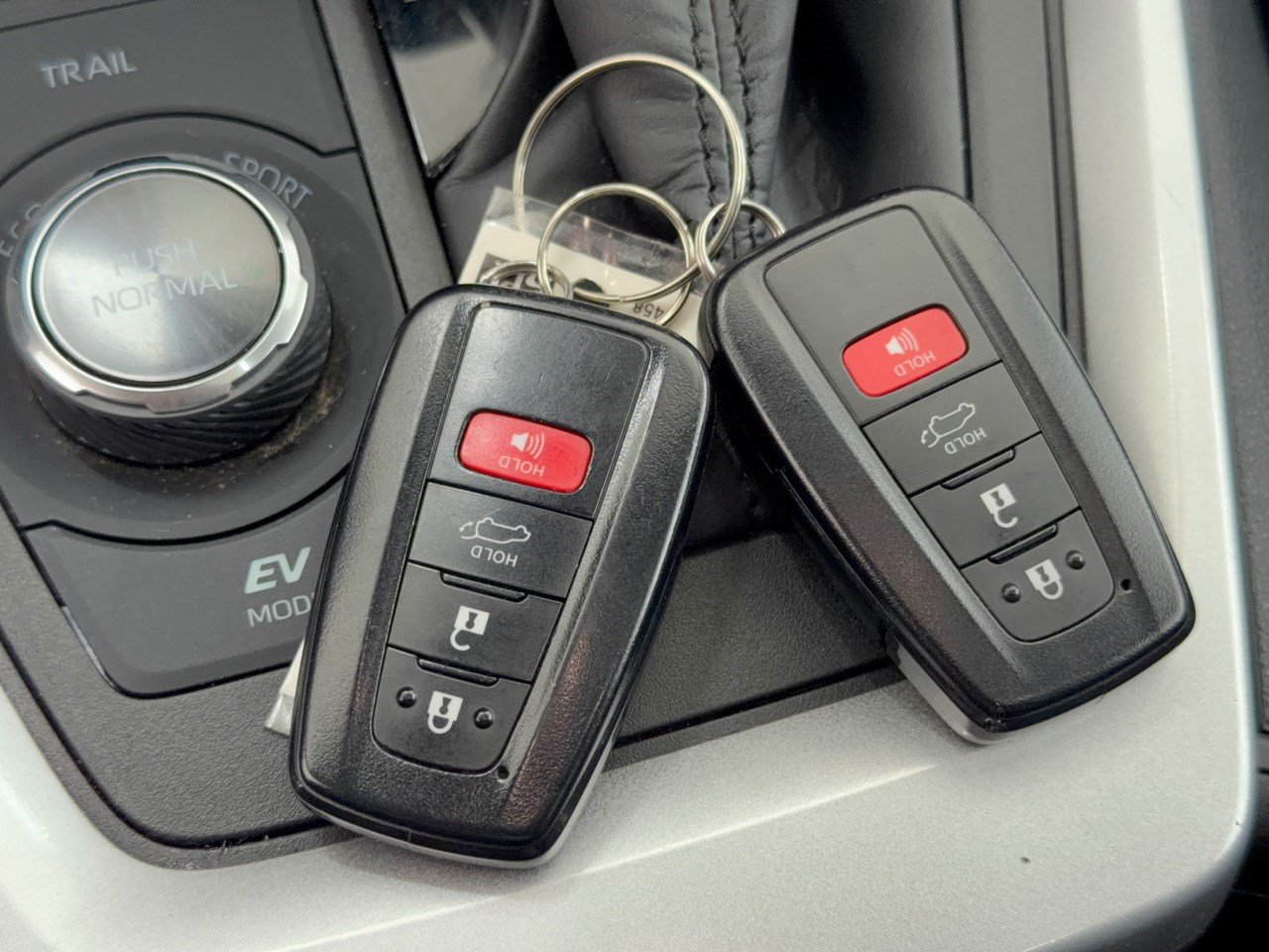 Certified 2024 Toyota RAV4 XSE AWD/4WD image 31