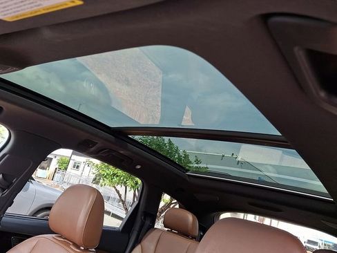 Used 2018 Audi Q7 3.0T Prestige AWD/4WD image 11