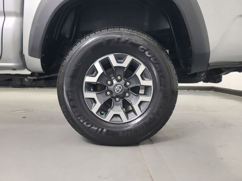 Used 2023 Toyota Tacoma TRD Off-Road image 12