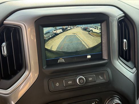 Used 2019 Chevrolet Silverado 1500 Custom Trail Boss w/ Custom Convenience Package image 20