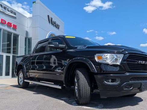 Used 2019 RAM 1500 Big Horn AWD/4WD image 3
