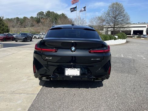 Certified 2025 BMW X4 xDrive30i image 7