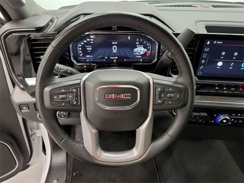 Used 2025 GMC Sierra 1500 SLT image 24