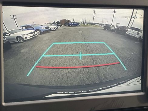 Used 2019 Toyota RAV4 XLE w/ Phone Cable & Charge Package image 37