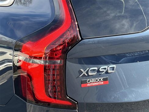 Used 2025 Volvo XC90 T8 Plus w/ Protection Package Premier image 10