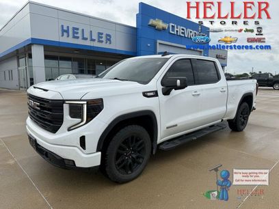 Used 2022 GMC Sierra 1500 Elevation w/ Elevation Premium Package