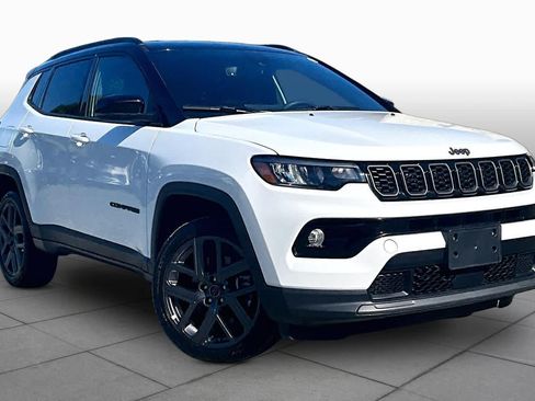 Used 2026 Jeep Compass Limited AWD/4WD image 3
