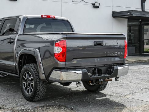 Used 2014 Toyota Tundra SR5 w/ TRD Off Road Package image 12