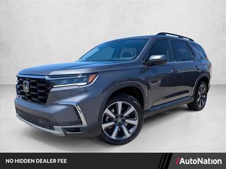 Used 2024 Honda Pilot Touring video 1