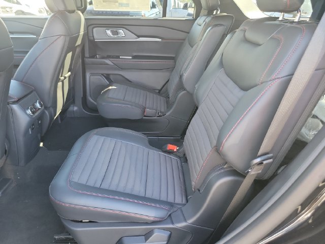 New 2026 Ford Explorer ST-Line w/ ST-Line Street Pack RWD image 16