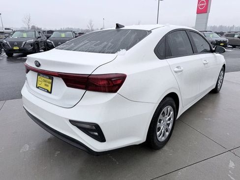 Used 2021 Kia Forte Sedan image 4