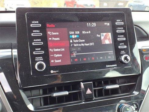 Used 2023 Toyota Camry SE image 12