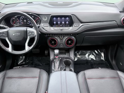 Used 2021 Chevrolet Blazer RS w/ Enhanced Convenience Package FWD image 3