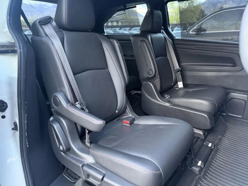 Used 2024 Honda Odyssey Sport image 19