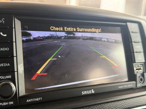 Used 2018 Dodge Grand Caravan GT FWD image 25