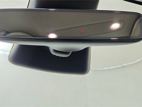 Used 2026 Tesla Model Y 2WD image 52